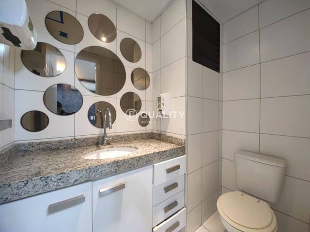 Sala à venda, no bairro Pici em Fortaleza
