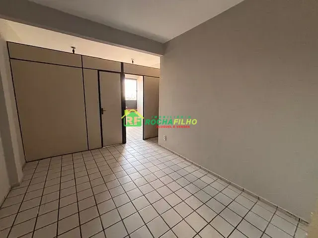 Sala com 26m² 1 quarto e 1 banheiro, para alugar, no bairro Centro em Teresina
