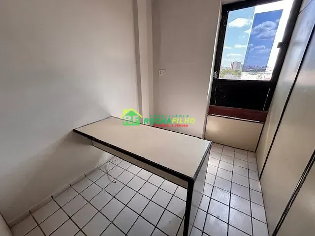 Sala com 26m² 1 quarto e 1 banheiro, para alugar, no bairro Centro em Teresina
