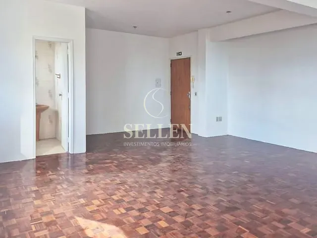 Sala com 62m², à venda, no bairro Petrópolis em Porto Alegre
