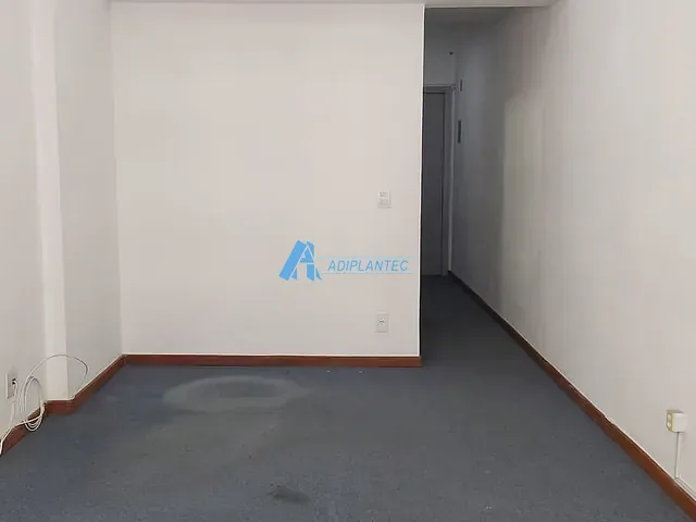 Sala com 30m², para alugar, no bairro Méier em Rio de Janeiro