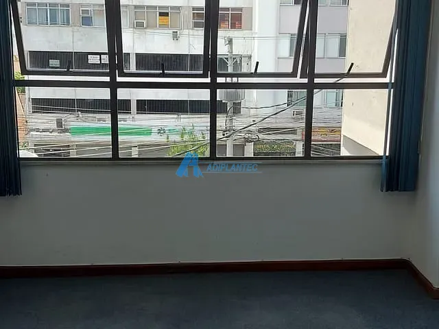 Sala com 30m², para alugar, no bairro Méier em Rio de Janeiro