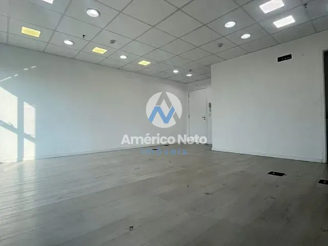Sala à venda ou para alugar, no bairro Centro em São Caetano do Sul
