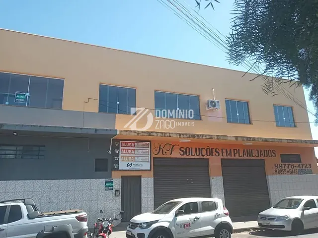Sala com 318m², para alugar, no bairro Josa Bernardino II em Uberaba