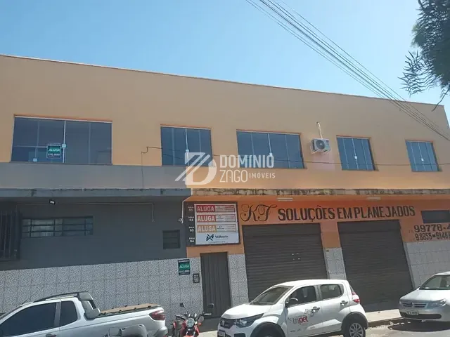 Sala com 318m², para alugar, no bairro Josa Bernardino II em Uberaba