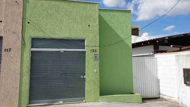 Sala com 5m², para alugar, no bairro Jardim do Ypê em Pindamonhangaba