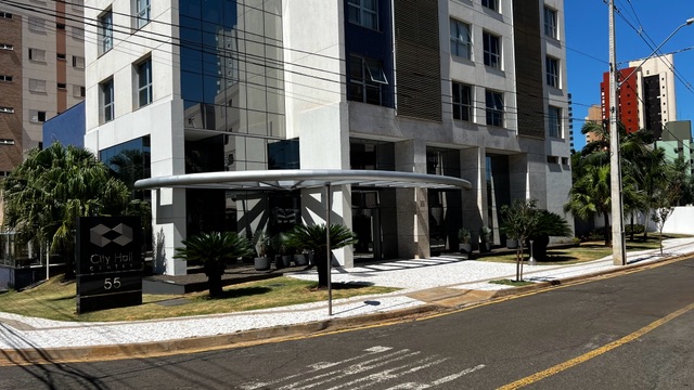 Sala com 107m², à venda, no bairro Centro em Londrina