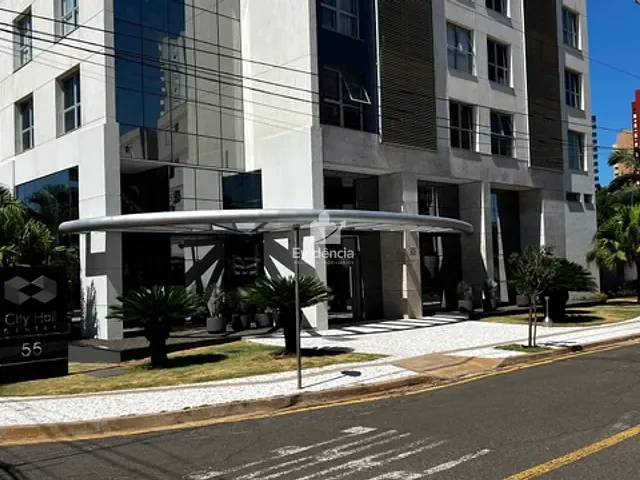 Sala com 107m², à venda, no bairro Centro em Londrina