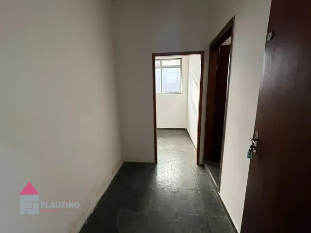 Sala com 22m², para alugar, no bairro Campo Limpo em São Paulo