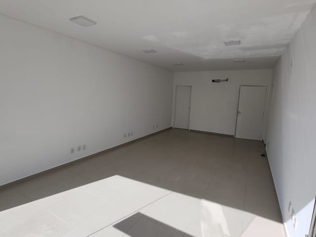 Sala com 48m², para alugar, no bairro Centro em Pomerode