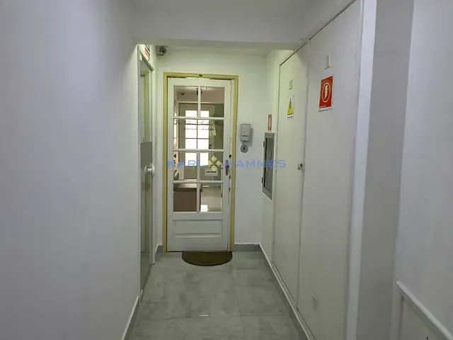 Sala à venda, no bairro Centro em Petrópolis