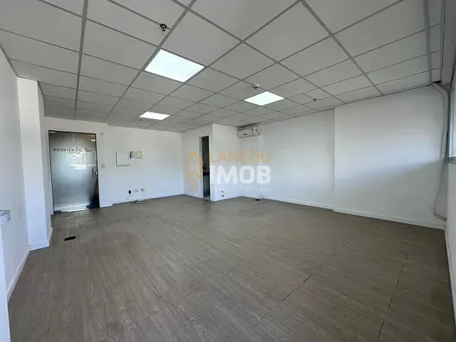 Sala com 45m², à venda, no bairro Jardim Flórida em Jundiaí