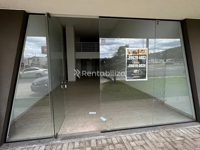 Sala à venda, no bairro São Luiz em Criciúma