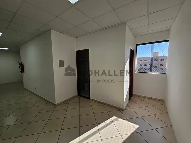 Sala para alugar, no bairro centro em Piranguinho