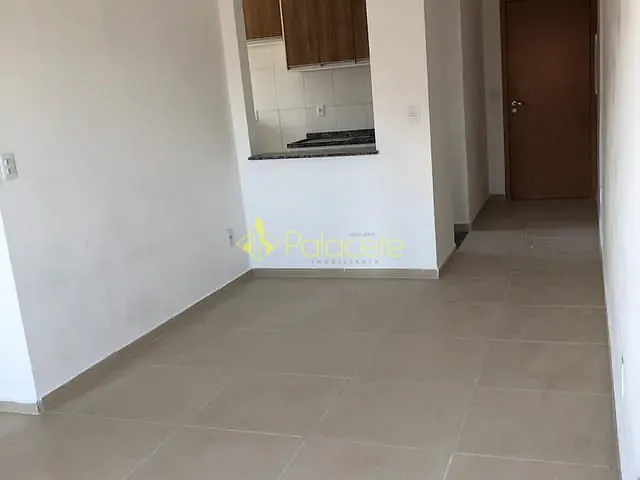 Sala 2 quartos e 2 banheiros, à venda, no bairro Vila São José em Taubaté