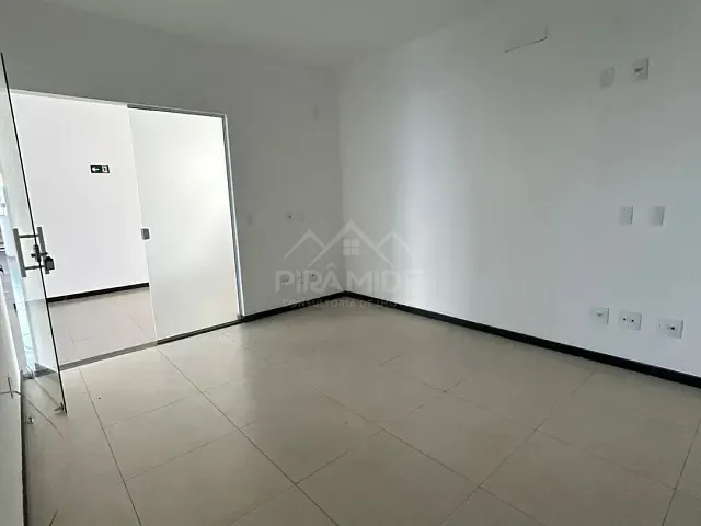 Sala para alugar, no bairro São Domingos em Poços de Caldas
