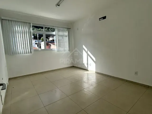 Sala para alugar, no bairro São Domingos em Poços de Caldas
