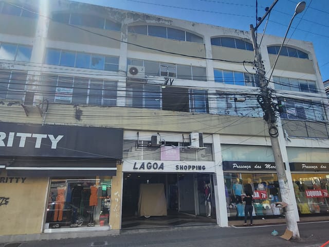 Sala com 50m², para alugar, no bairro Centro em Cabo Frio