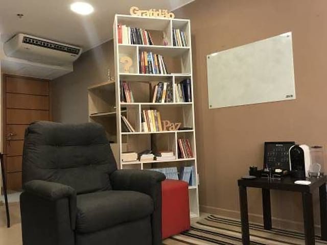 Sala à venda, no bairro Barra da Tijuca em Rio de Janeiro