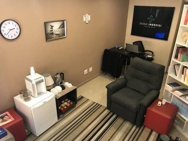 Sala à venda, no bairro Barra da Tijuca em Rio de Janeiro