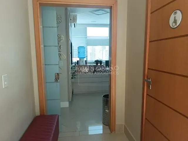 Conjunto comercial com 88m², para alugar, no bairro Centro em Curitiba