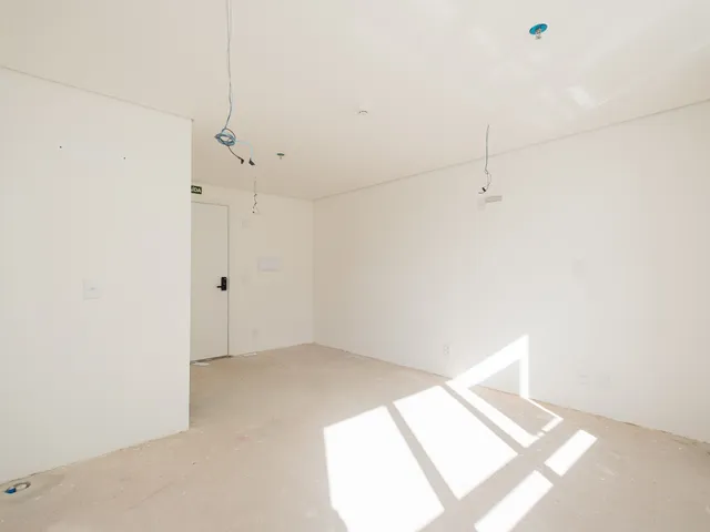 Sala com 34m², para alugar, no bairro Centro em Pelotas