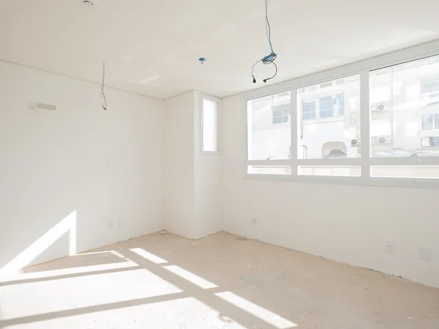 Sala com 34m², para alugar, no bairro Centro em Pelotas