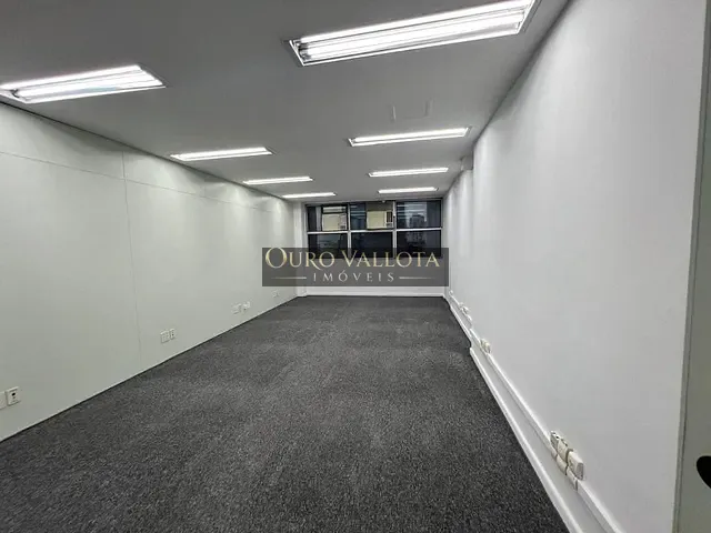 Sala com 345m², para alugar, no bairro Bela Vista em São Paulo