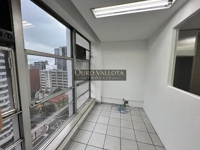 Sala com 345m², para alugar, no bairro Bela Vista em São Paulo