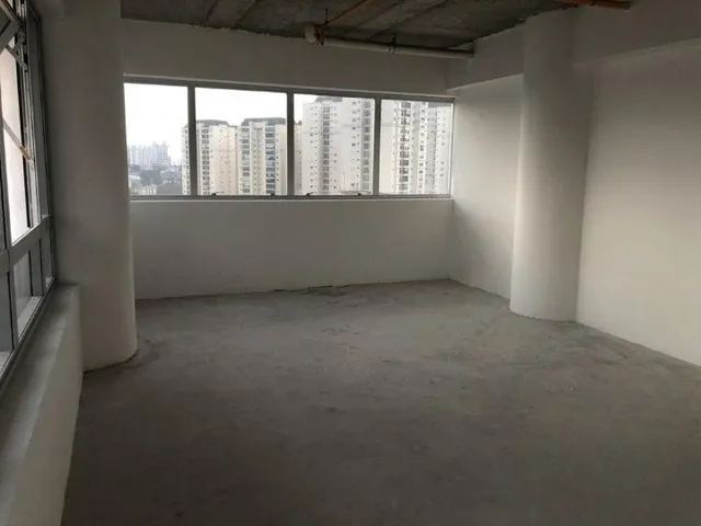 Sala à venda, no bairro Centro em Santo André