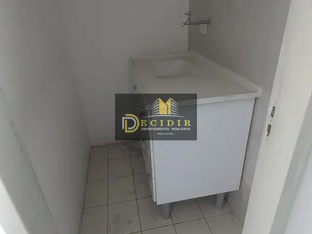Sala com 30m², para alugar, no bairro Vila Formosa em São Paulo