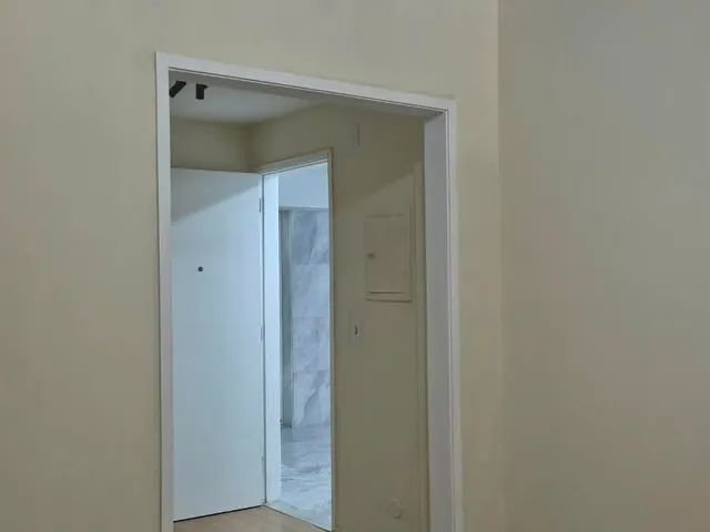Sala com 44m², para alugar, no bairro Tijuca em Rio de Janeiro