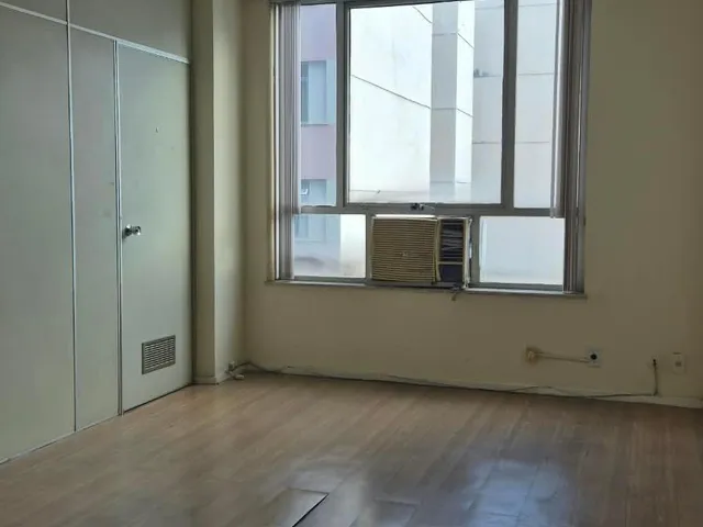 Sala com 44m², para alugar, no bairro Tijuca em Rio de Janeiro