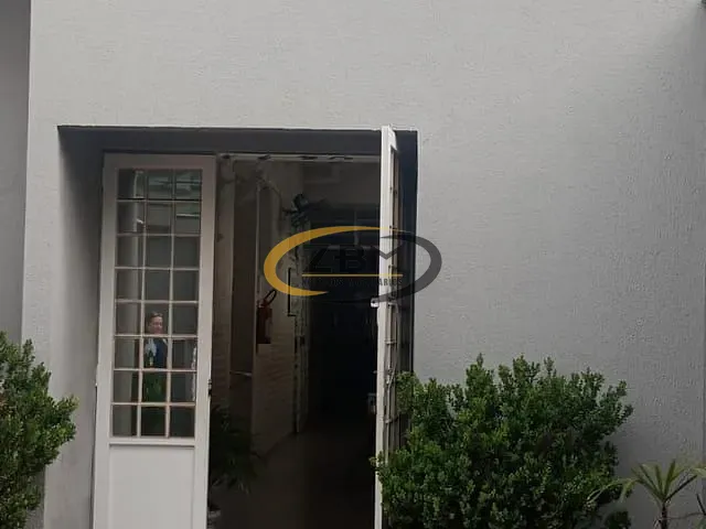 Sala para alugar, no bairro Centro em Londrina