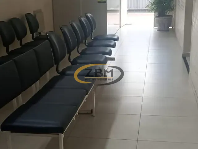 Sala para alugar, no bairro Centro em Londrina