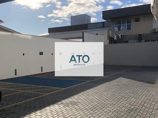 Sala para alugar, no bairro Centro em Tijucas