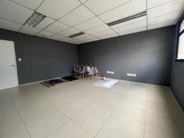 Sala para alugar, no bairro Centro em Mogi das Cruzes