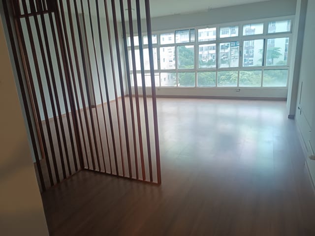 Sala à venda, no bairro Copacabana em Rio de Janeiro