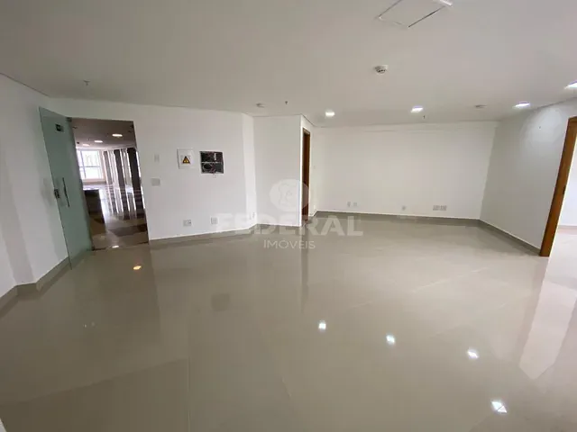 Sala para alugar, no bairro Jardim Goiás em Goiânia