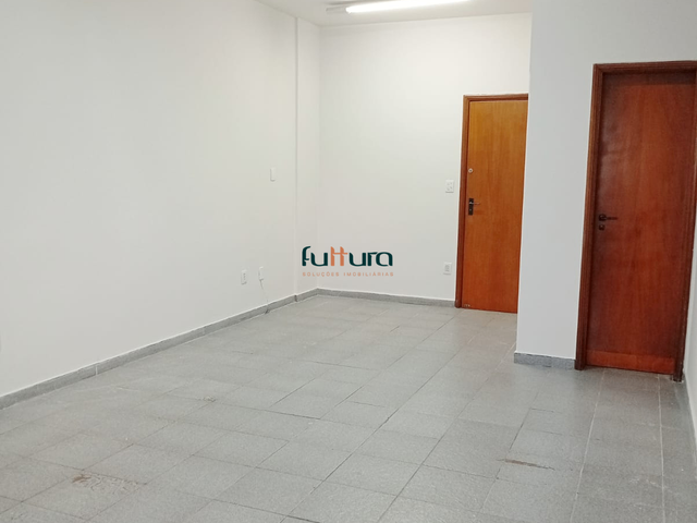 Sala com 36m², para alugar, no bairro Setor Sul em Goiânia