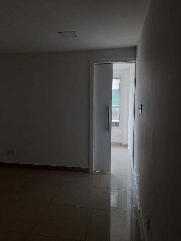 Sala com 66m², à venda, no bairro Centro em Niterói