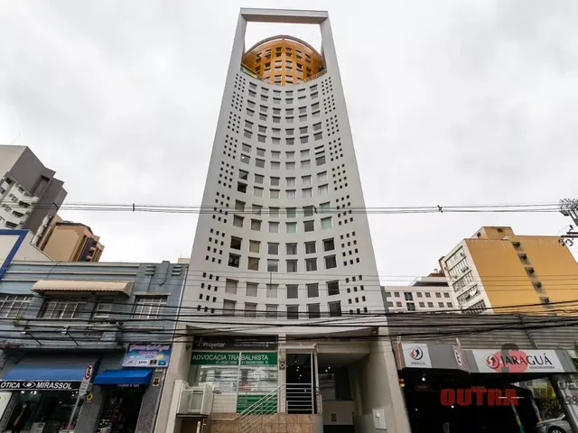 Sala à venda, no bairro Centro em Curitiba
