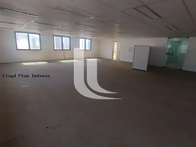 Sala à venda, no bairro Consolação em São Paulo