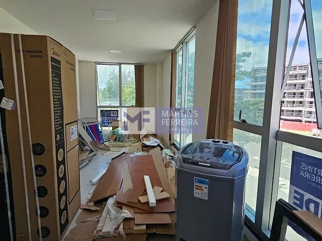 Sala com 32m², à venda, no bairro Recreio dos Bandeirantes em Rio de Janeiro