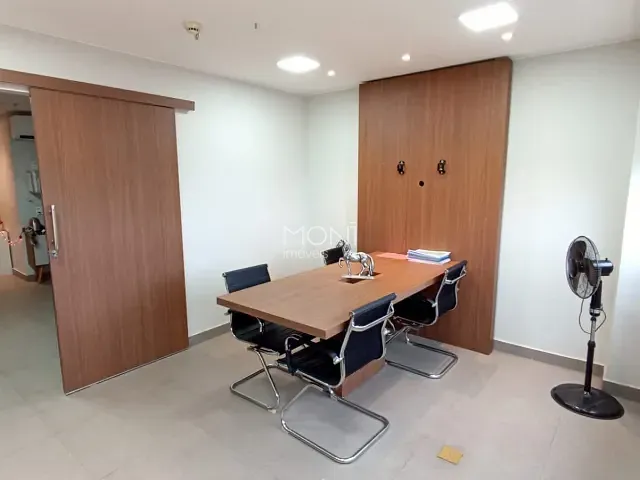 Sala à venda, no bairro Samambaia Norte (Samambaia) em Brasília