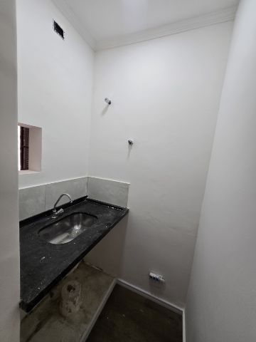 Sala para alugar, no bairro Jardim Santa Edwiges (Capela do Socorro) em São Paulo
