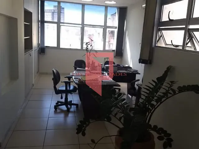 Sala à venda, no bairro Centro em Belo Horizonte