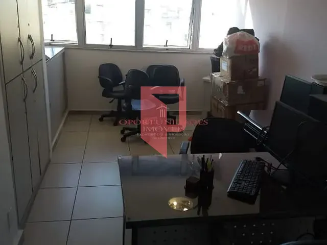 Sala à venda, no bairro Centro em Belo Horizonte