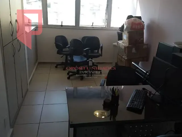 Sala à venda, no bairro Centro em Belo Horizonte