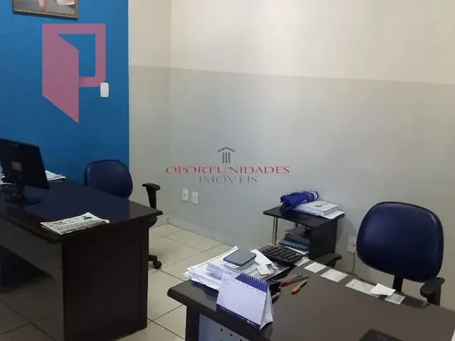 Sala à venda, no bairro Centro em Belo Horizonte